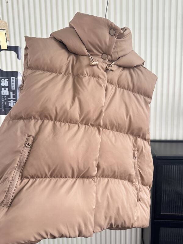 Alo jacket everyday tan